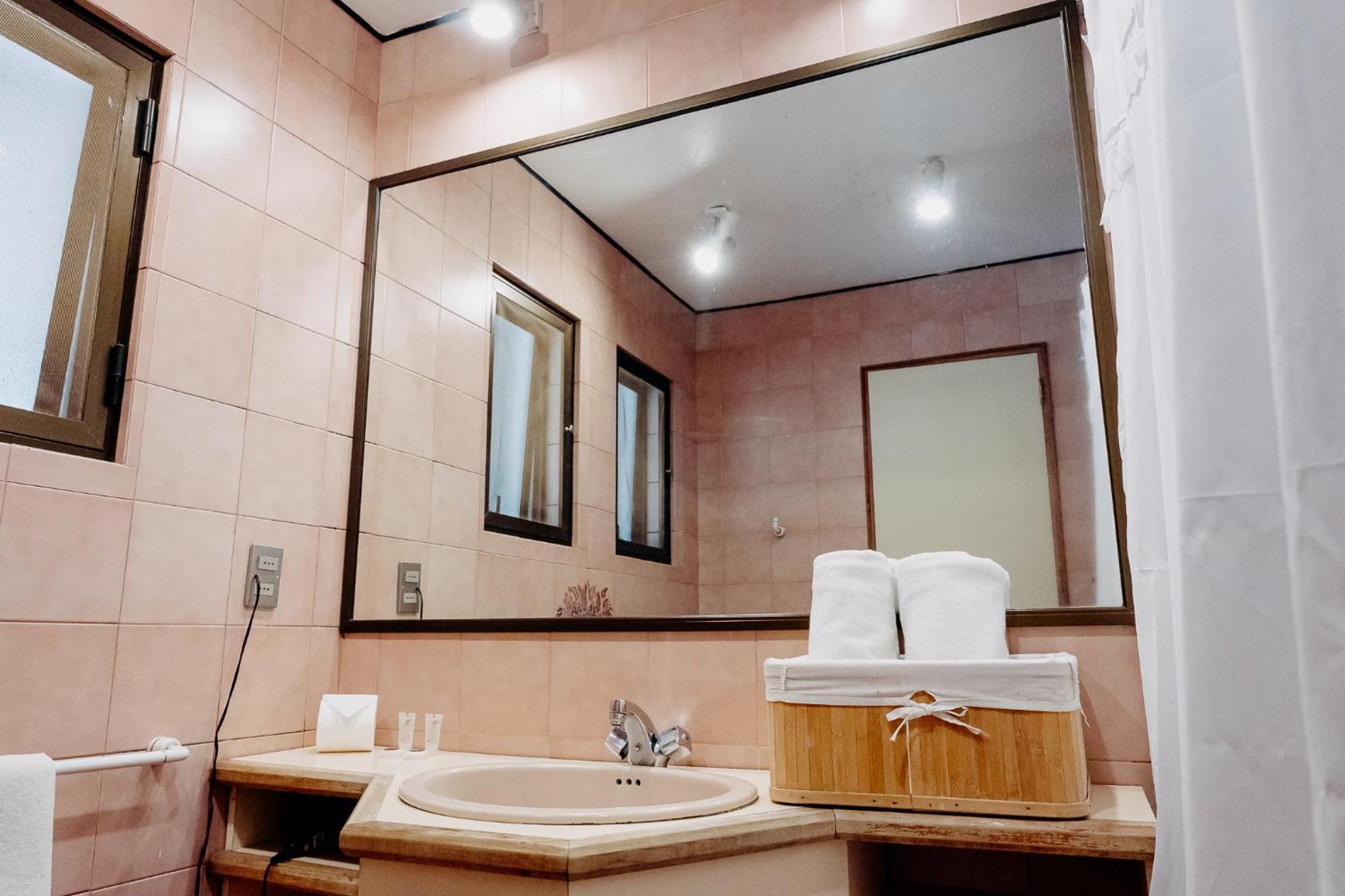 Hotel Salto Del Laja 洛斯安赫莱斯 外观 照片